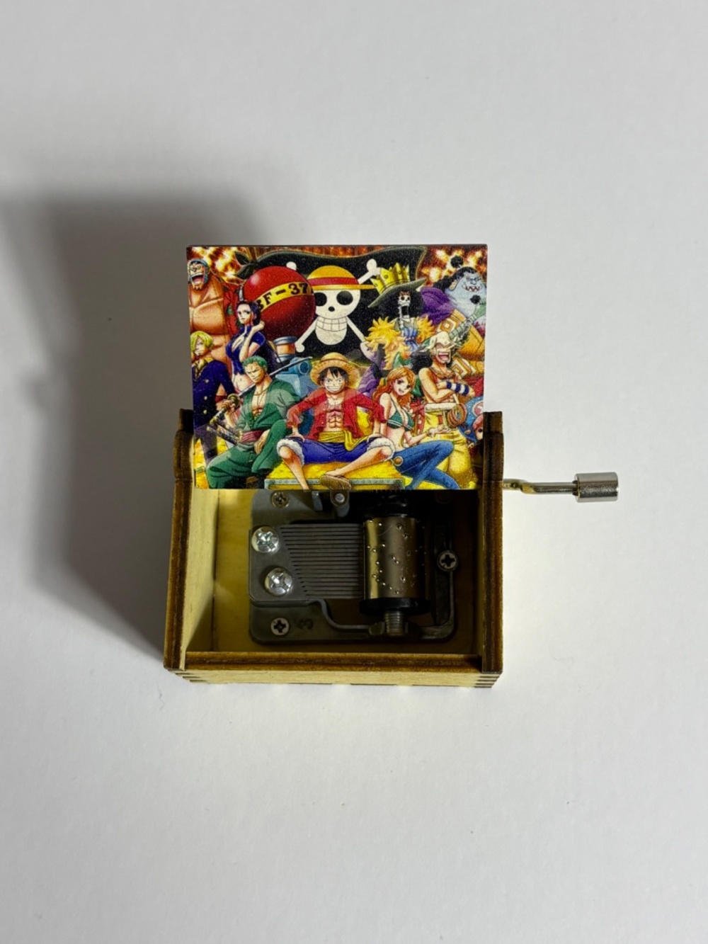 One Piece Luffy Crew Hand Crank Wooden Music Box Anime Musical Wood Straw Hat